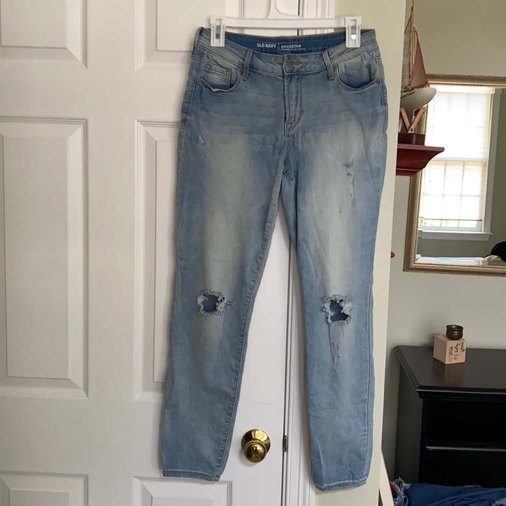 Old navy light wash knee rip mom jeans